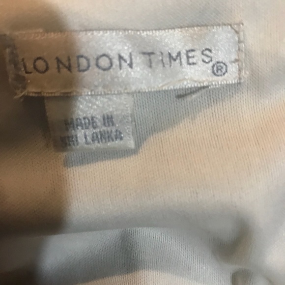 Knee length Cocktail dress - Picture 3 of 3